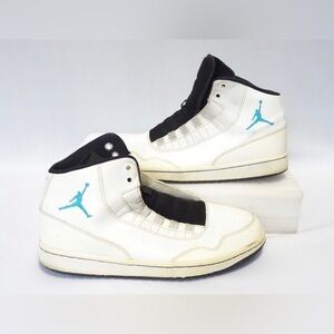 Jordan Executive "White" Shoes Size: 9 (men)